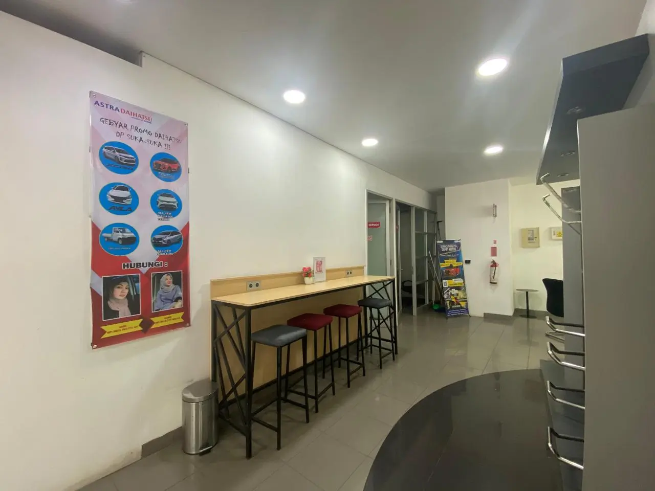 Showroom-Daihatsu-Palembang-3